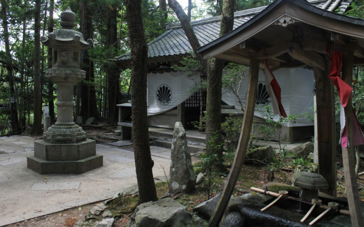 temple-montagne-kibune