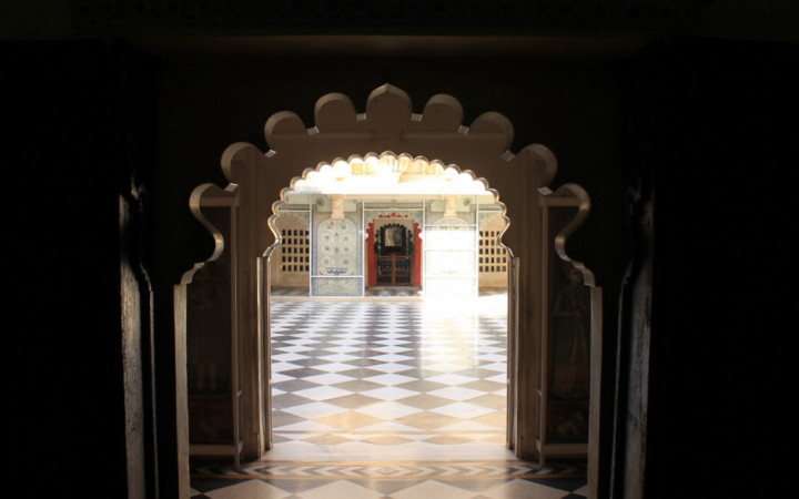 city-palace-udaipur (1)