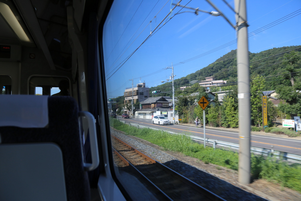 train-takamatsu-matsuyama (2)