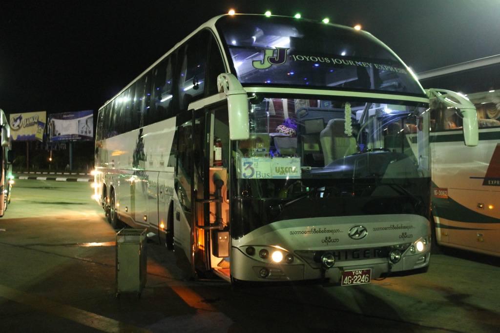 bus-rangoon-mandalay (5)