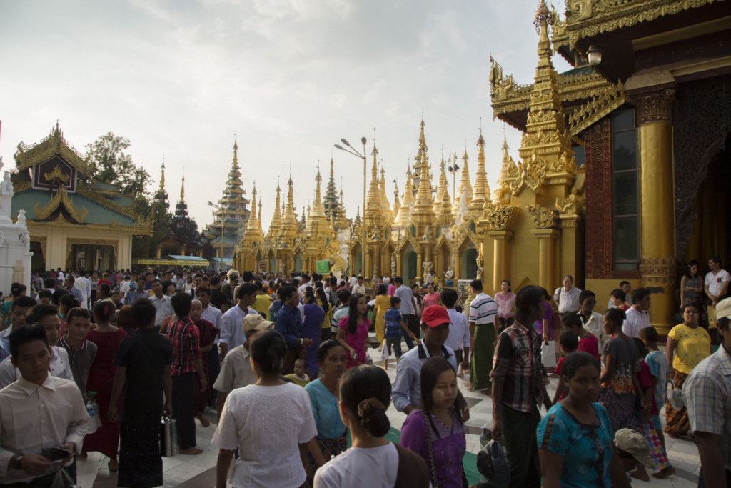 Thidingyut-pagode-shwedagon (2)