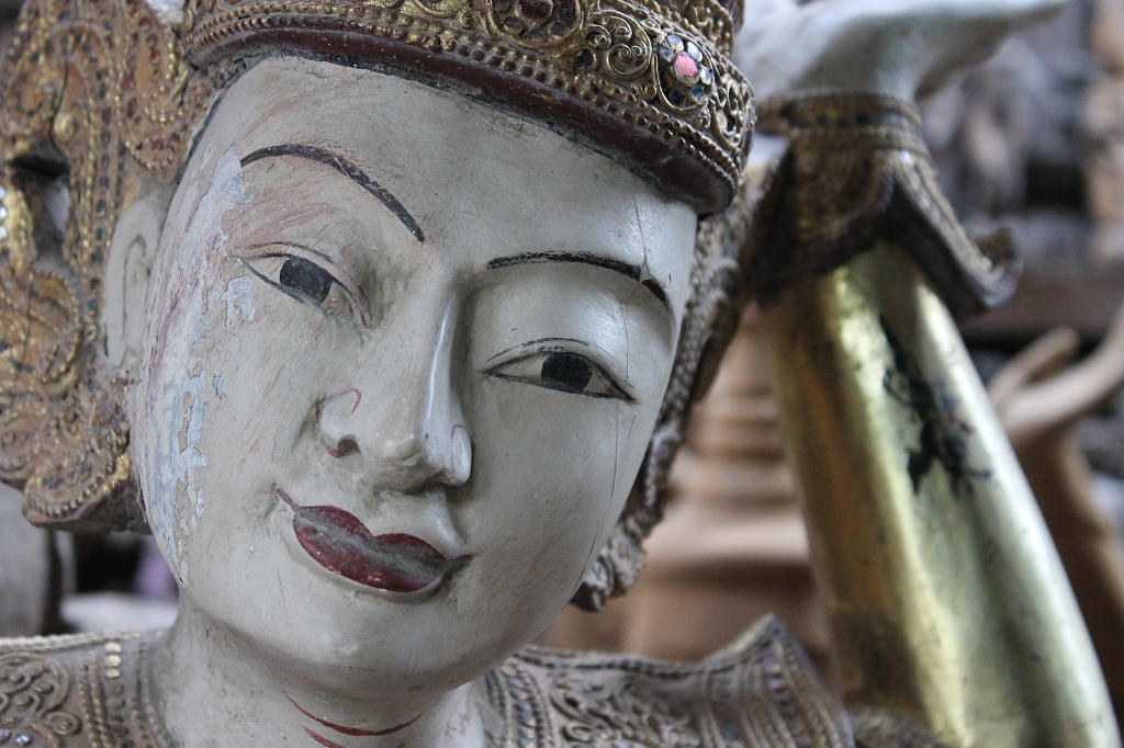 statue-mandalay